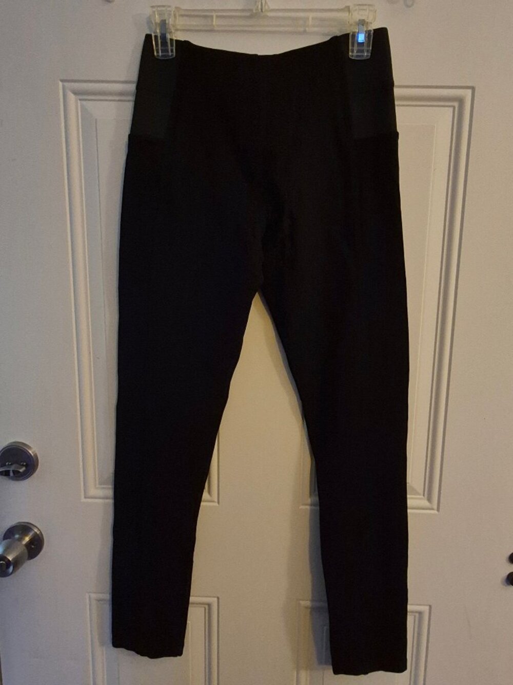 Black Leggings, Shinestar. Size M.